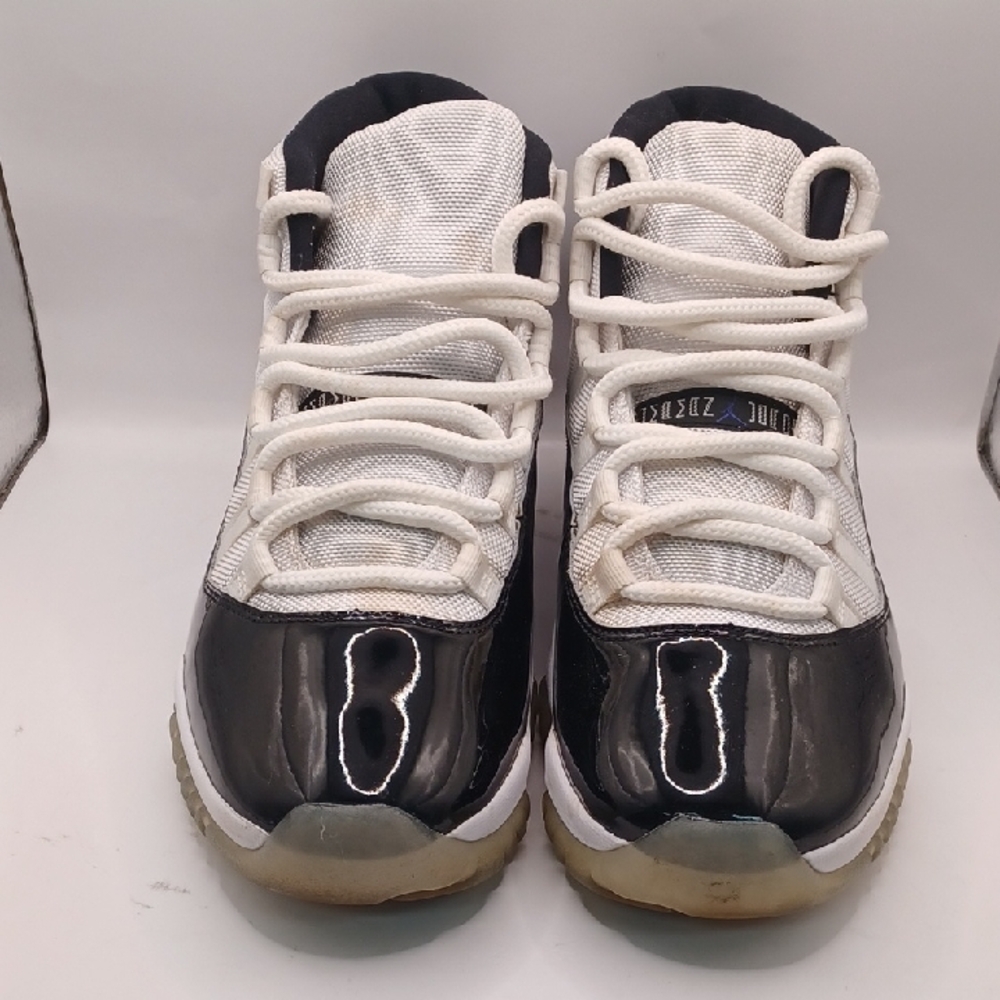 Pre-Owned Nike Air Jordan 11 Retro-White/Black Men Size 9.5US 378037100 - Picture 2 of 16